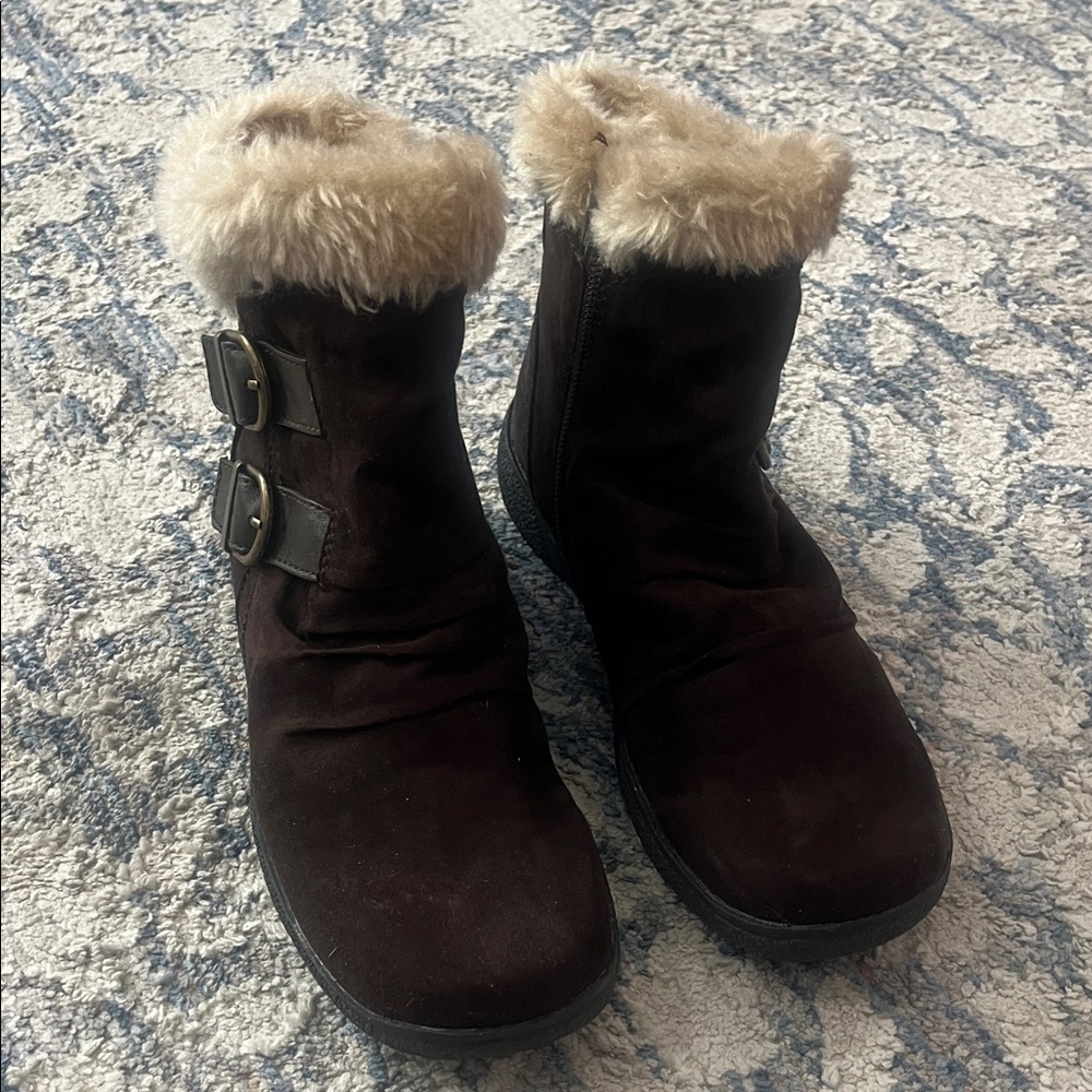 Kim Roger's Women’s Faux-Fur Trim Winter Ankle Boots - - Picture 3 of 6
